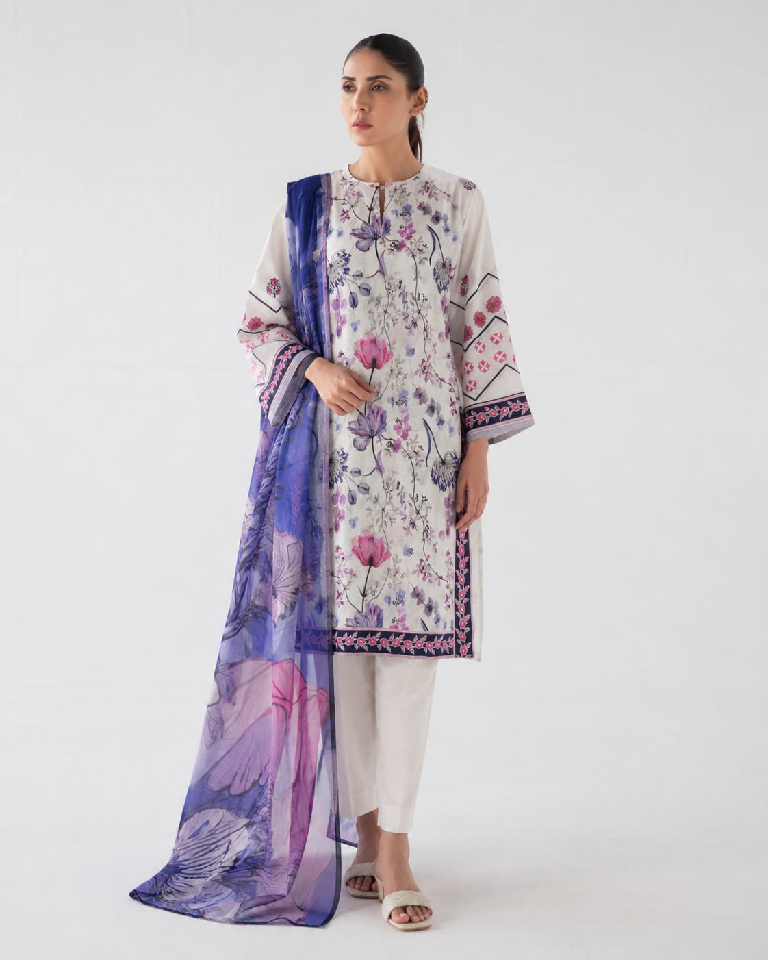 Wisteria – Ivory Floral Lawn 3-Piece