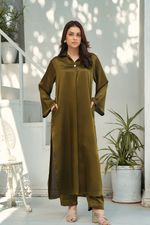 HOT OLVIE GREEN Solid 2-Piece Shirt & Trouser Set