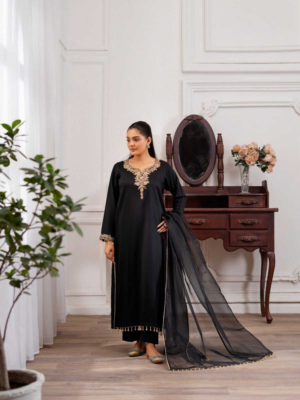 Black Whisper — 3 Piece Suit
